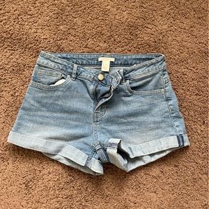 Woman’s Jean shorts
